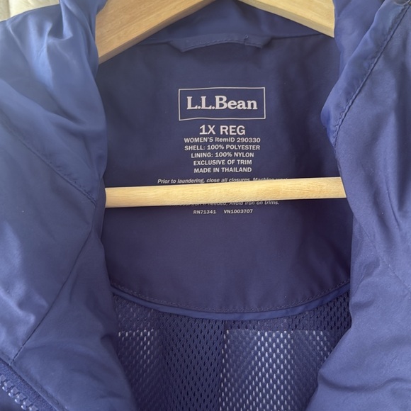 LL Bean Raincoat Trench - Picture 2 of 5